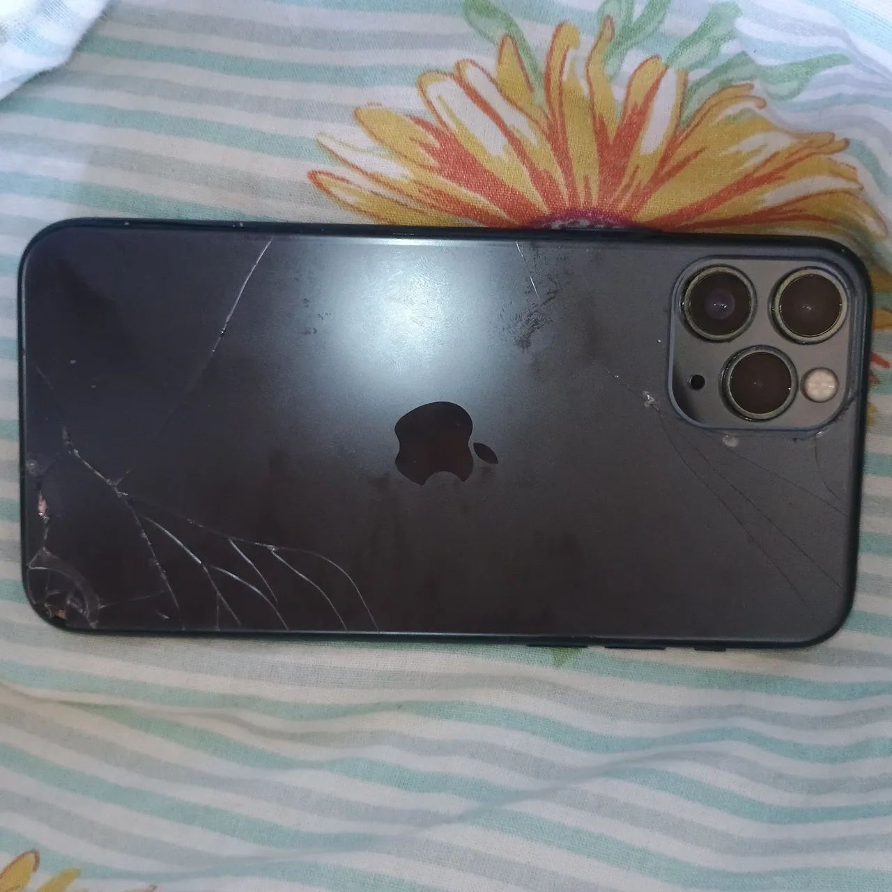 iPhone 11pro  - Foto 2