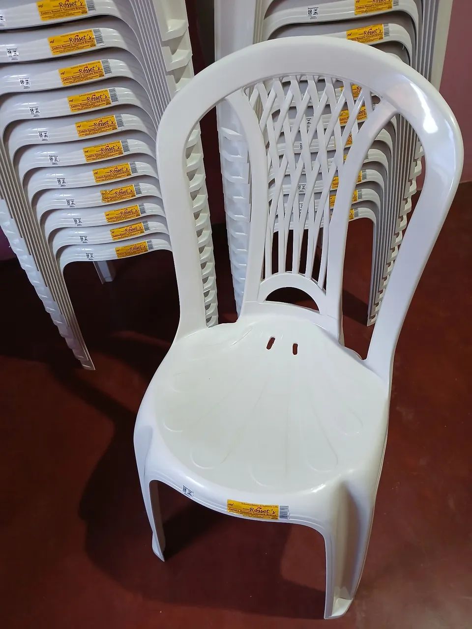 Jogos de Mesas e Cadeiras de plástico Novas  - Foto 2