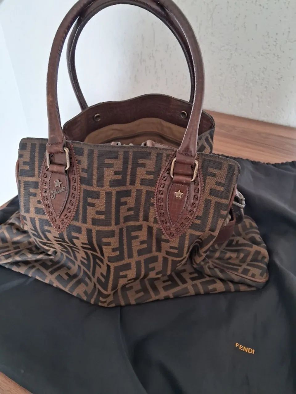 Bolsa fendi 