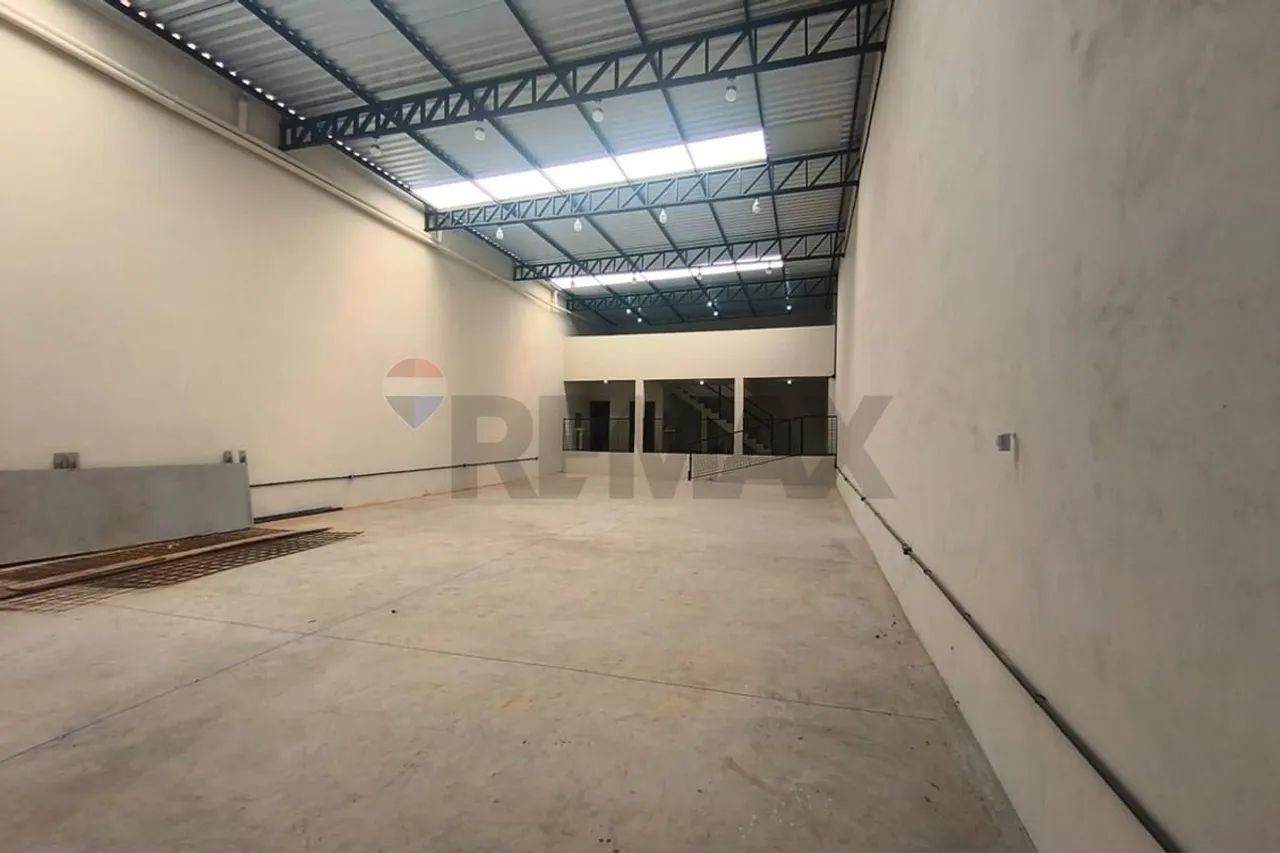 Galpão de 350m² com mesanino no Jd. Centenário - Foto 2