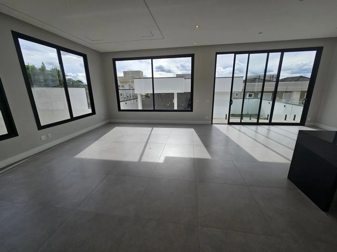 Sobrado para alugar em Campinas, Alphaville Campinas , com 4 suítes, com 342 m² - Foto 5