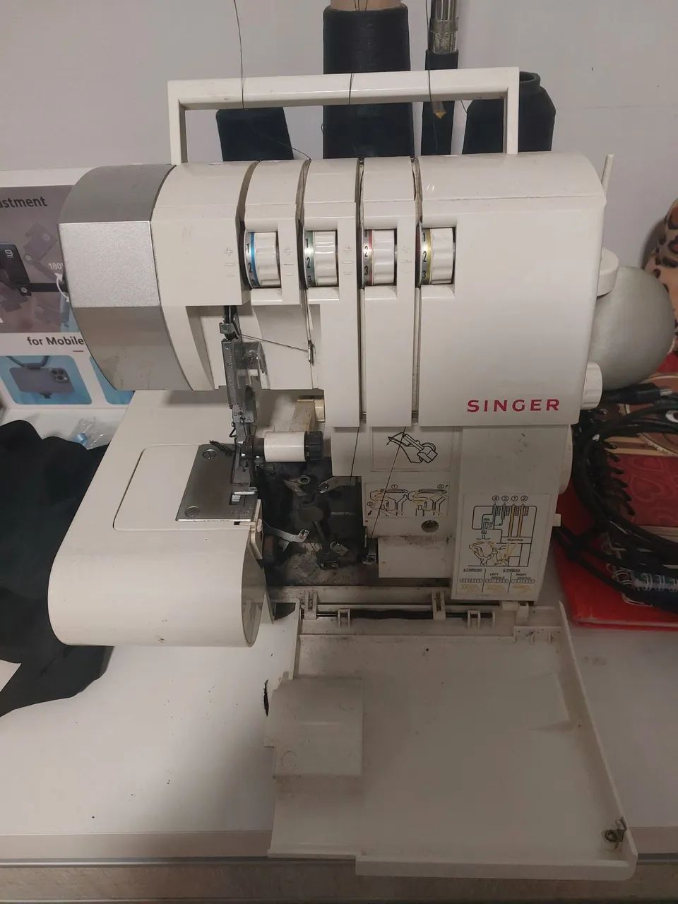 Maquina de costura overloc doméstica 