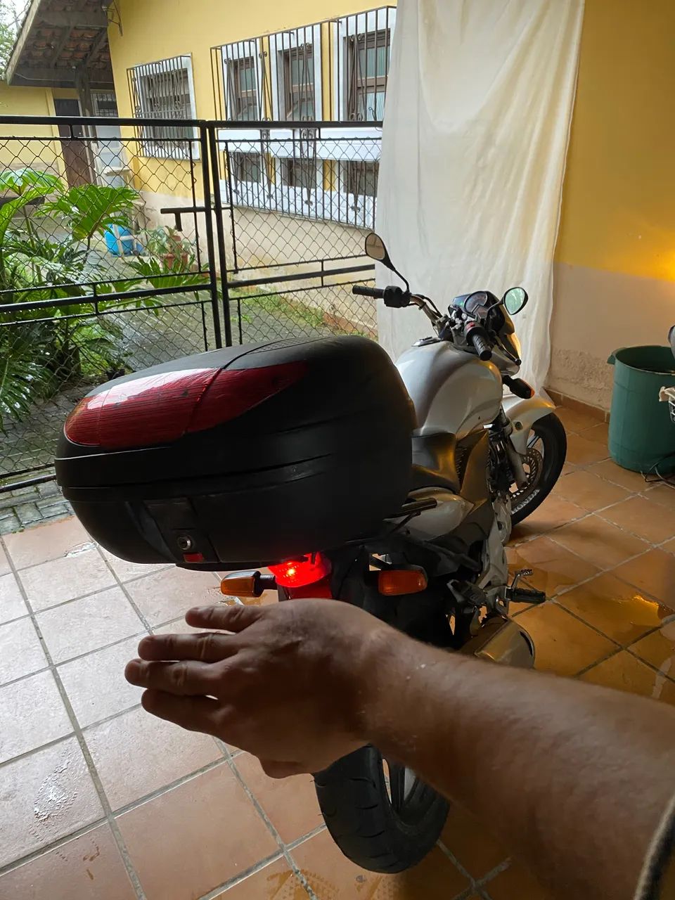 CB 300R 2010 - Foto 4