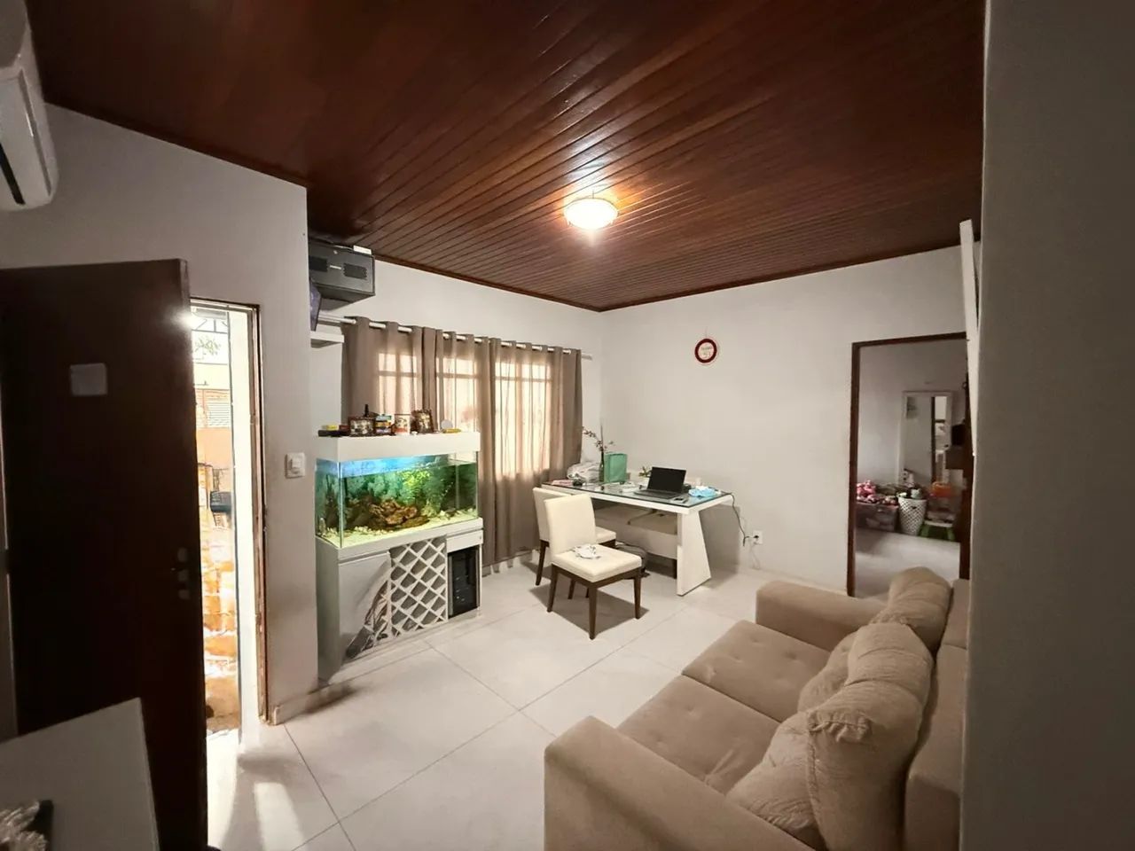 Vendo casa  2 quartos semi mobiliado