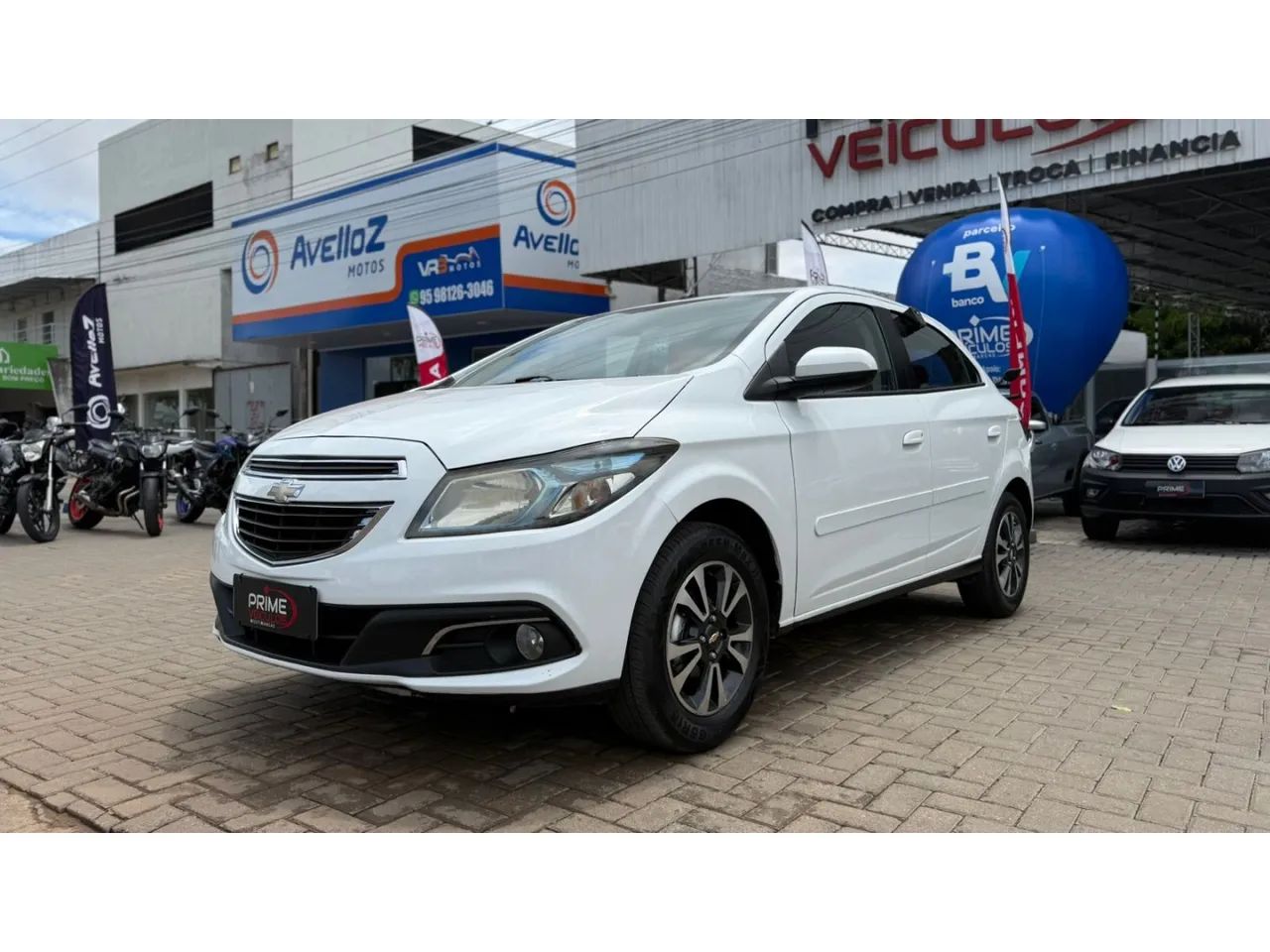 Chevrolet Onix Hatch LTZ 1.4 8V Flex Aut. 4P 2014 - Foto 2