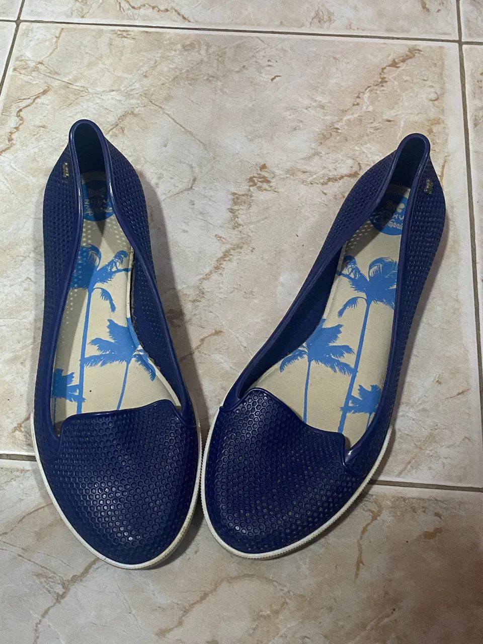 VENDE SAPATILHA 