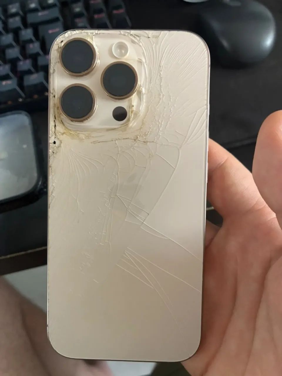 Iphone 16 pro 256gb - Foto 3