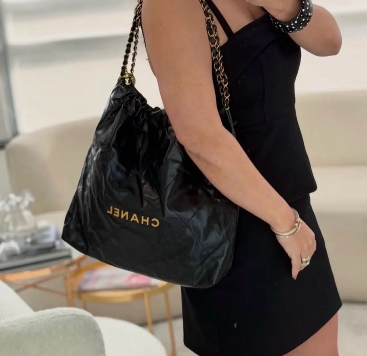 Bolsa Chanel em couro de ombro  - Foto 2