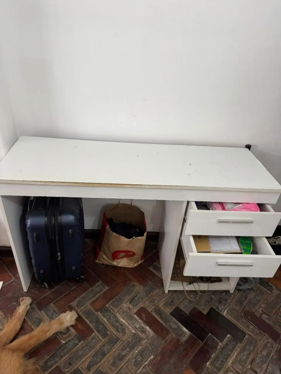 Mesa de Trabalho branco com 2 gavetas - Foto 2