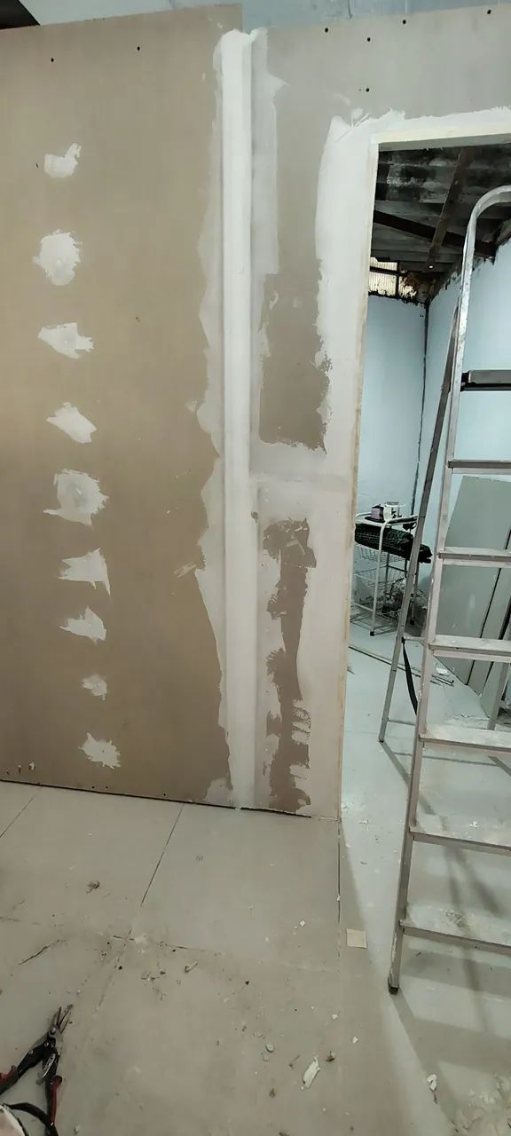 Rebaixamento e paredes em drywall e pinturas - Foto 3