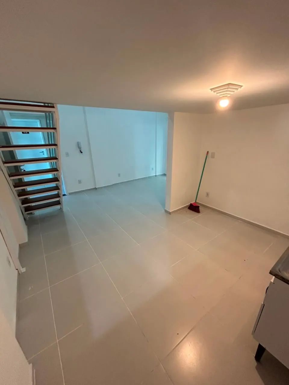 Alugo apartamento Loft centrinho ingleses direto com proprietário