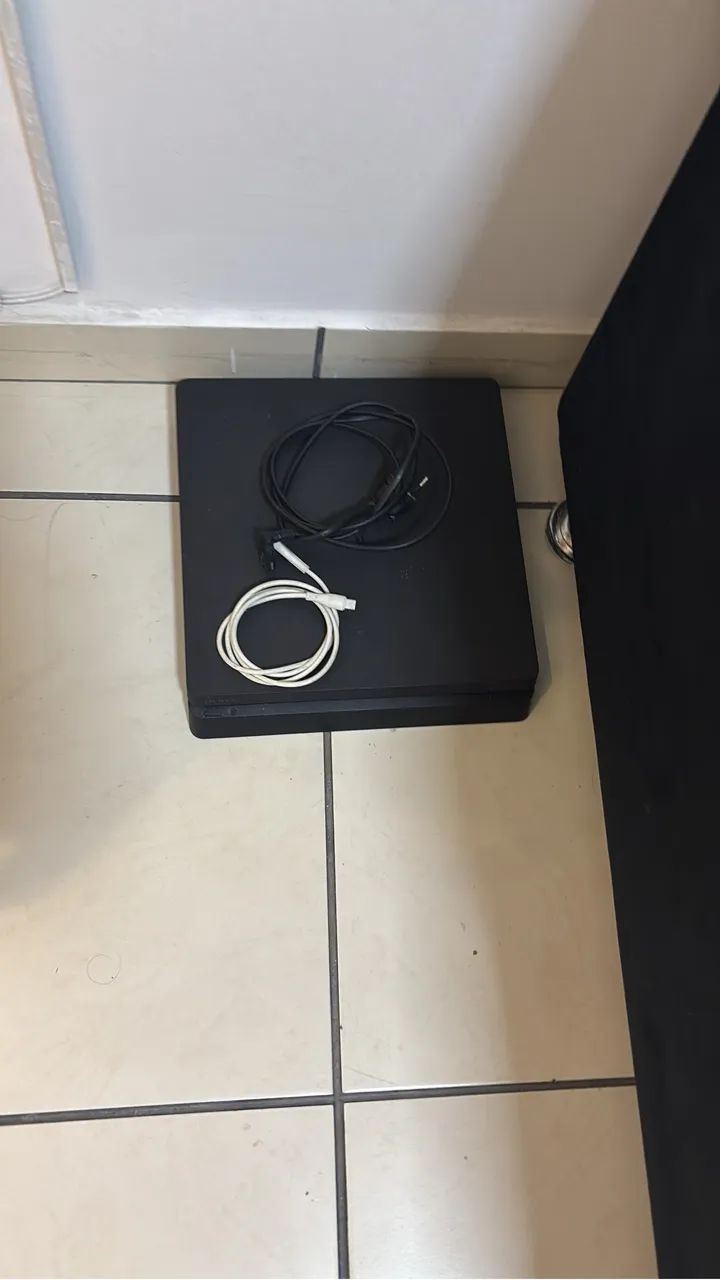 PS4 semi novo  - Foto 5