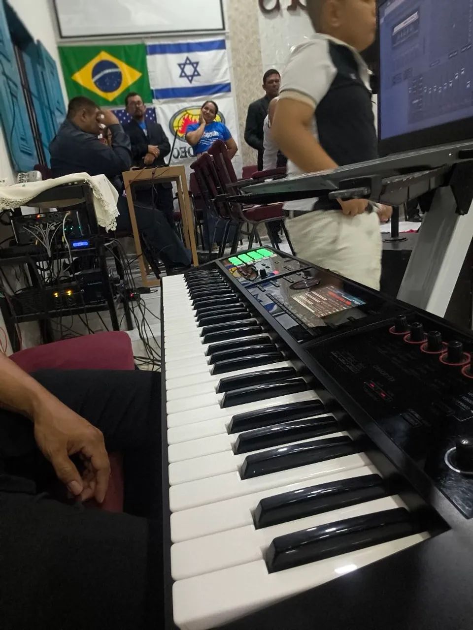 Teclado roland FA 06 - Foto 2