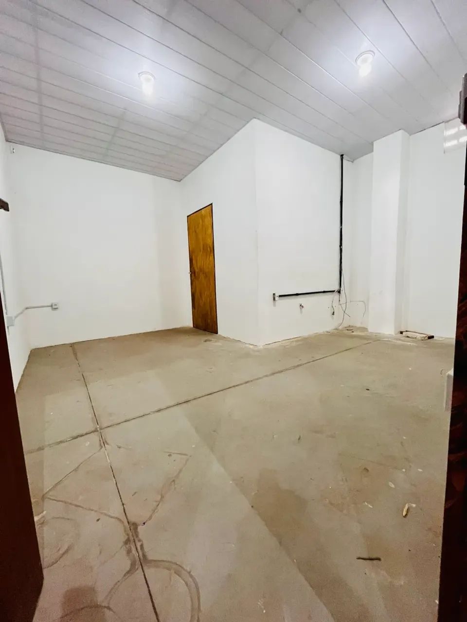 Alugo Excelente Galpão com 330m2 no Renascer - Foto 3