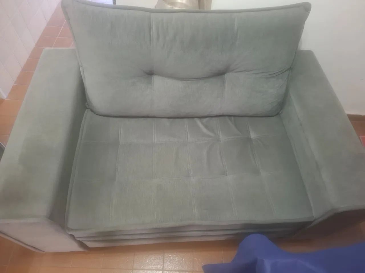 Sofá semi novo urgente!!! - Foto 2