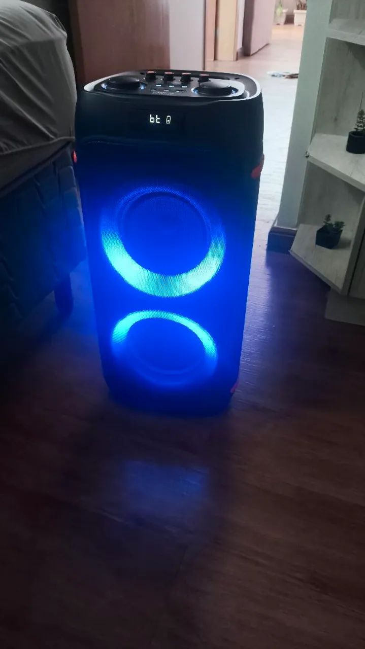 Caixa de som Philco 1200W com 2 Microfones sem fio  - Foto 3