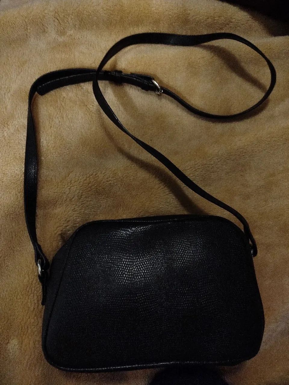 Bolsa transversal preta pequena 