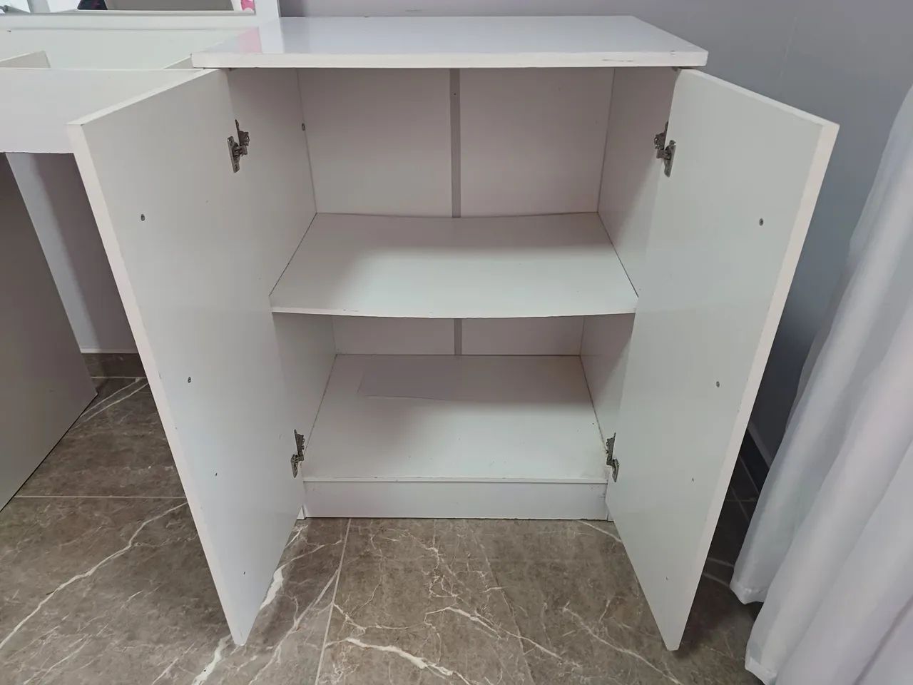 Vendo escrivaninha Penteadeira  - Foto 4