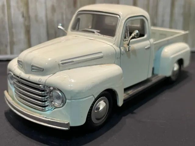 Miniatura Pick up 1948 - 1/32