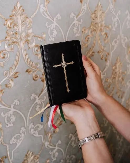 Devocionário Católico_Edição Adoremus 