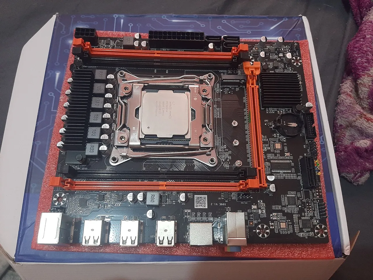 KIT xeon X79 DDR3: placa mae xt79 atermiter turbo, 4x8 gb (32gb