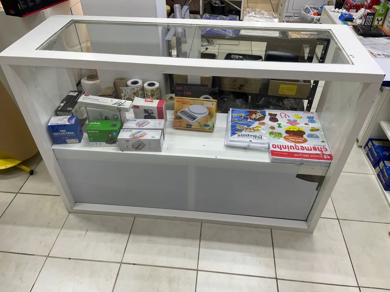 Expositor de vidro