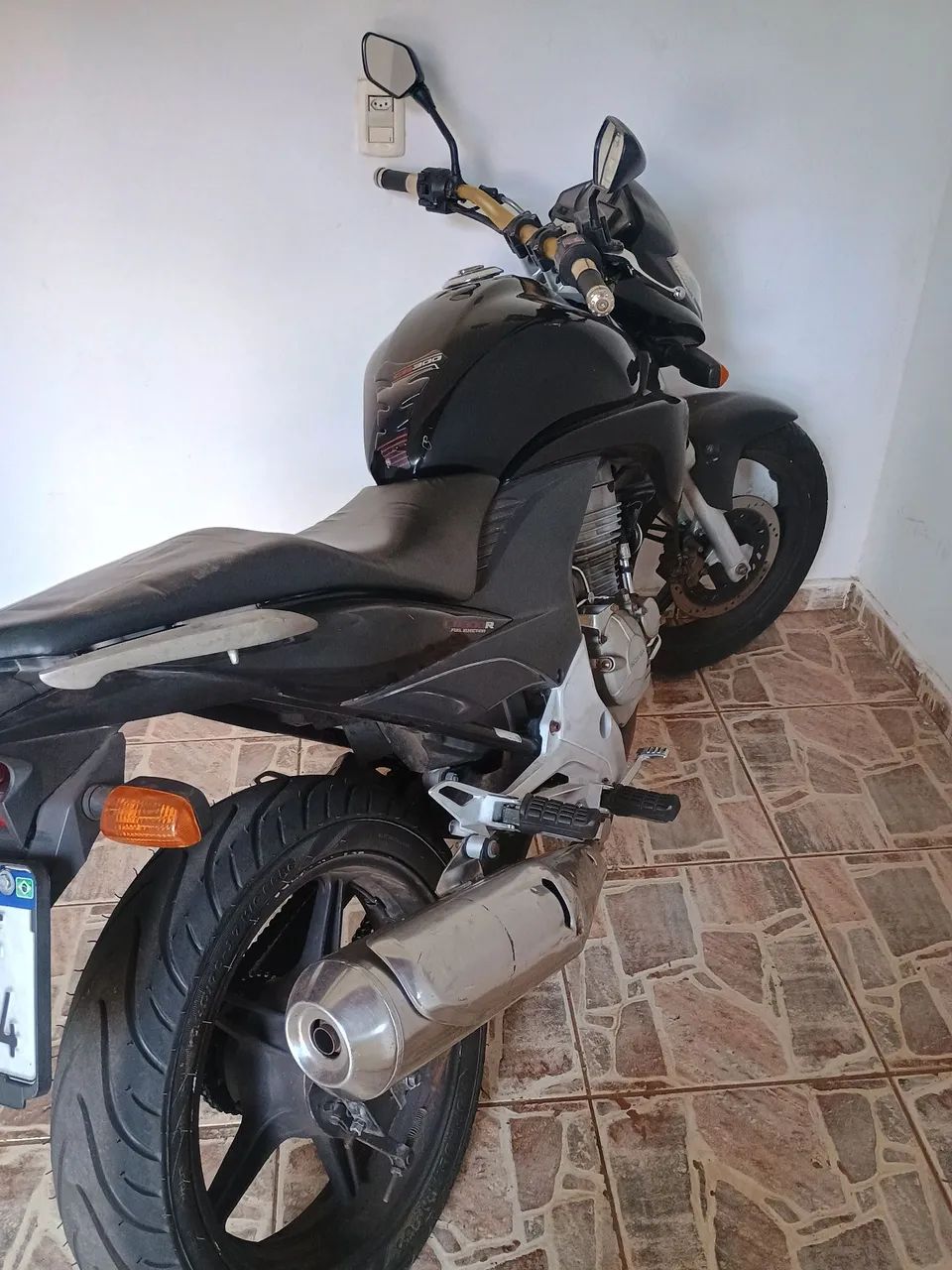 CB300 - Foto 2