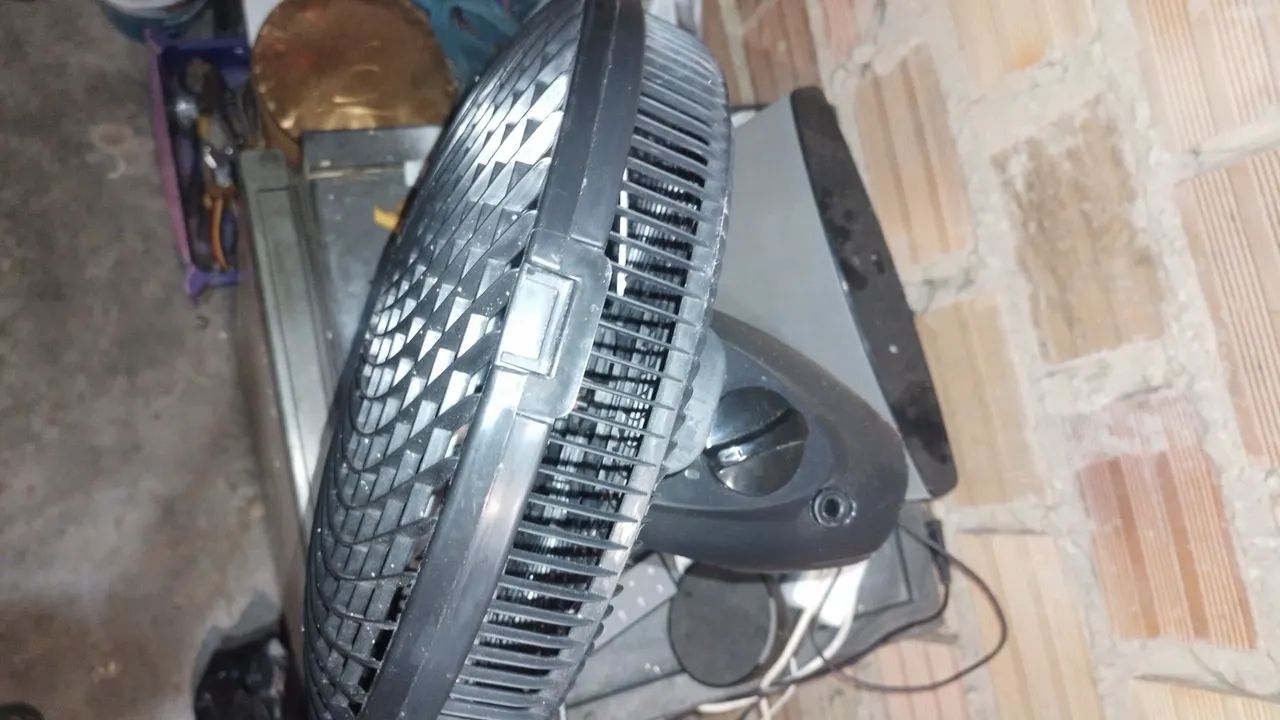 Ventilador 30cm funcionando entrega grátis  - Foto 2