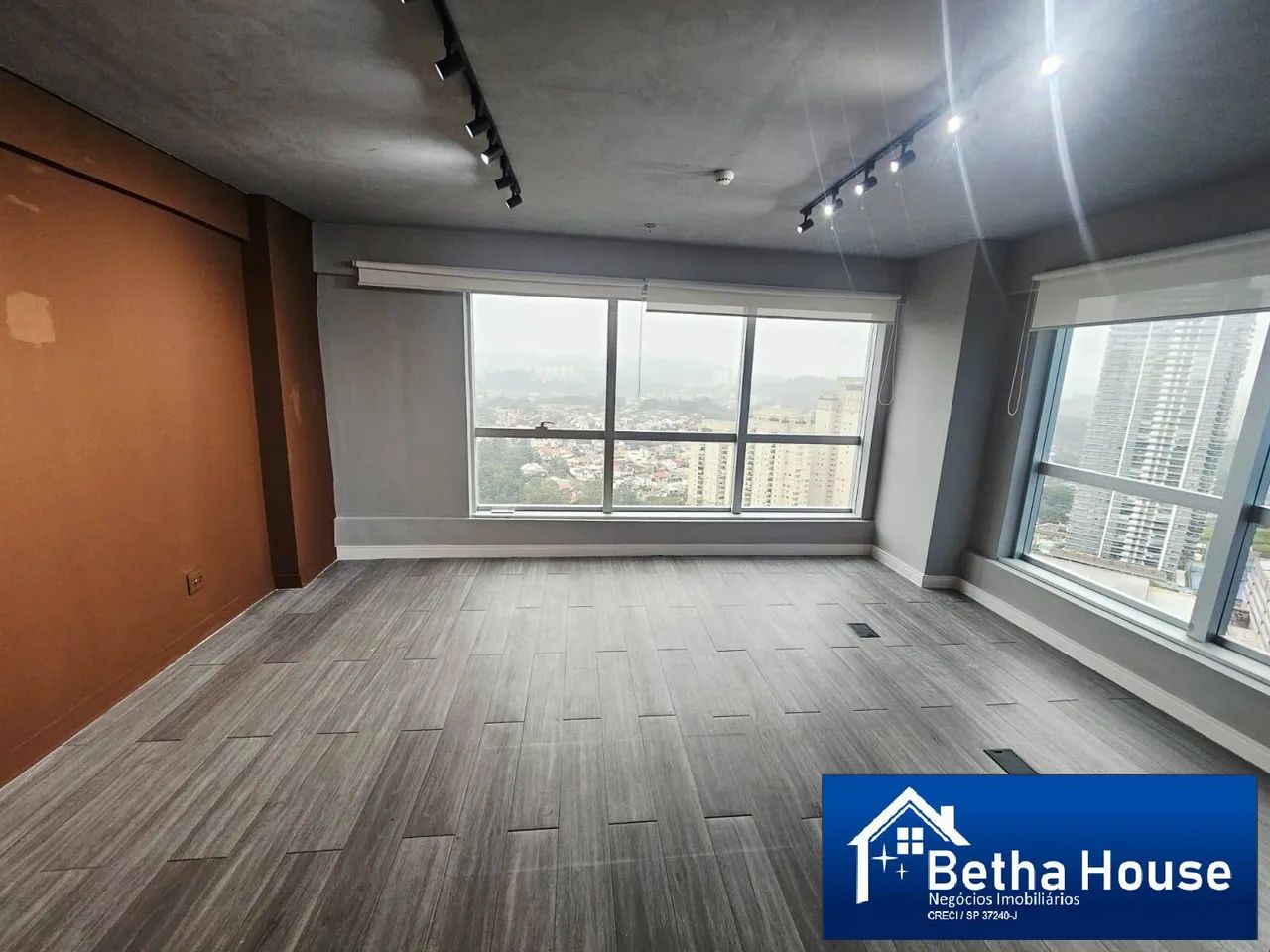 Sala Comercial com 36 m² Para Locação Em Alphaville - Foto 3