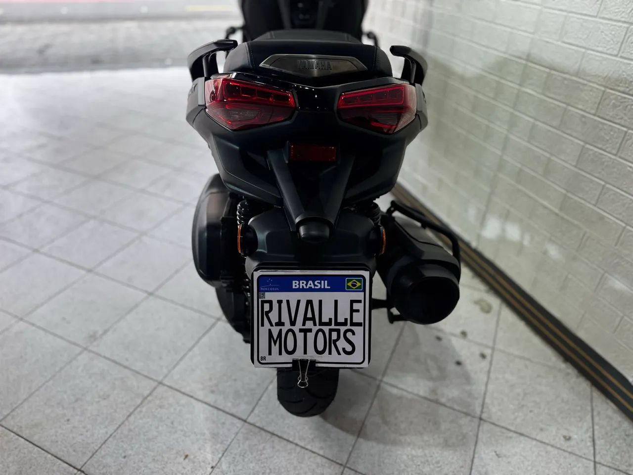 YAMAHA XMAX 300 CONNECTED  - Foto 5