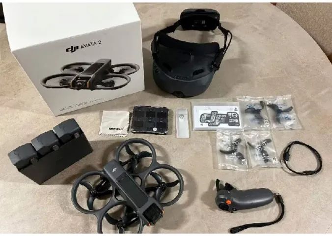 Drone DJI Avata 2 Smart Combo Baterias com apenas 5 ciclos de uso.