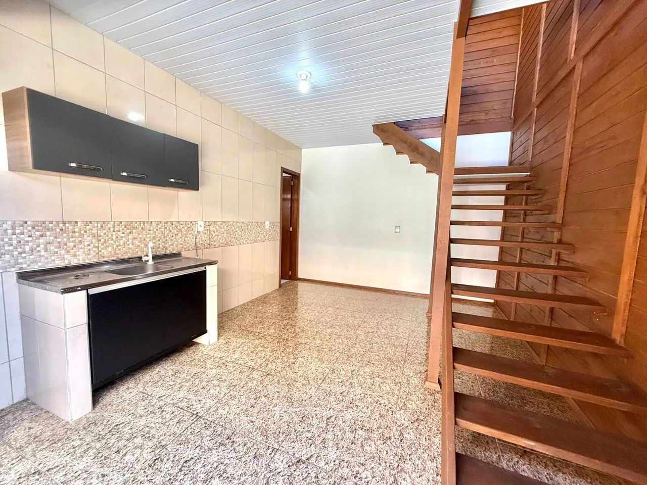 8 kitnets á venda no bairro Gravatá