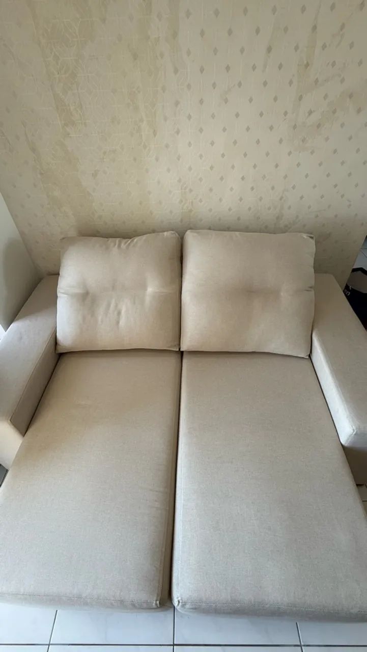 Vende -se sofa retrátil e cadeiras em linho  - Foto 2