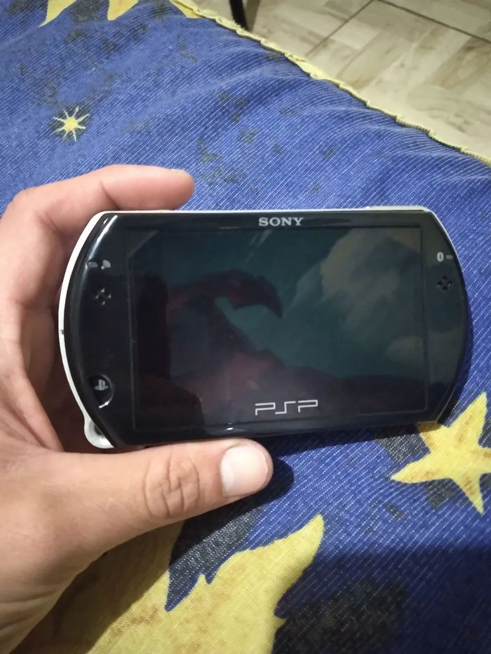 PSP GO