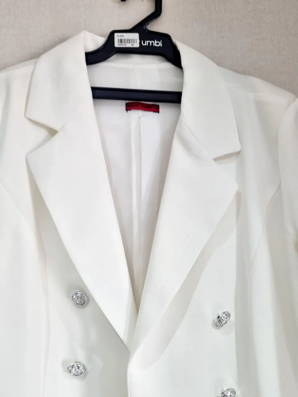 Blazer feminino novo 44/46 branco  - Foto 5