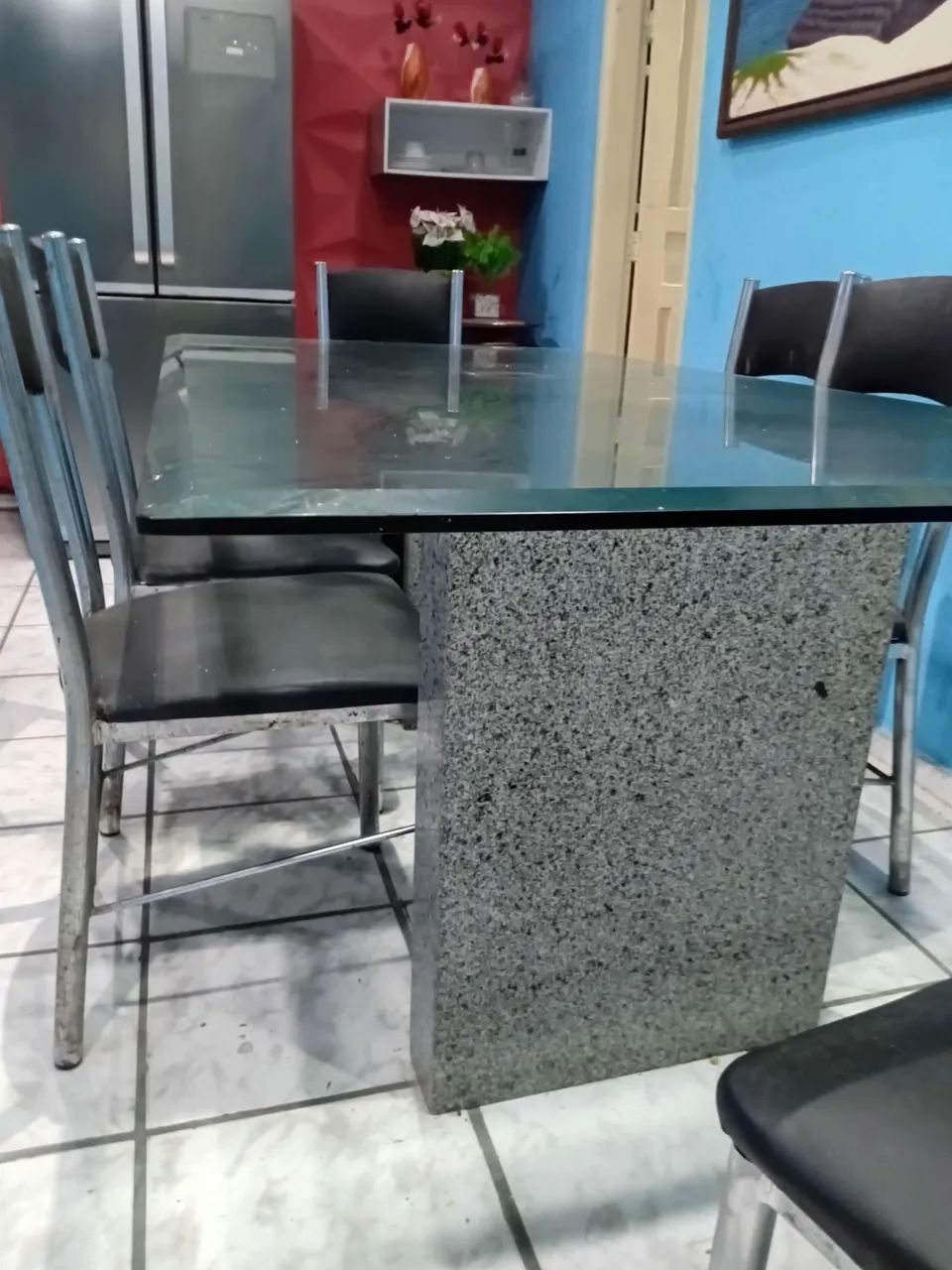 VENSE SE MESA DE JANTAR 2,300mil semi nova ainda  - Foto 5