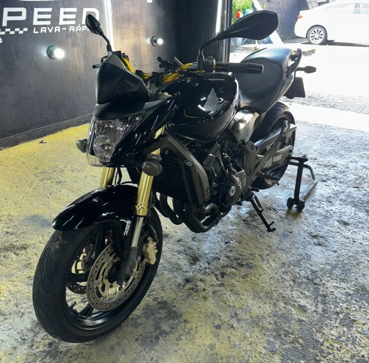 HORNET 2008 ABS 