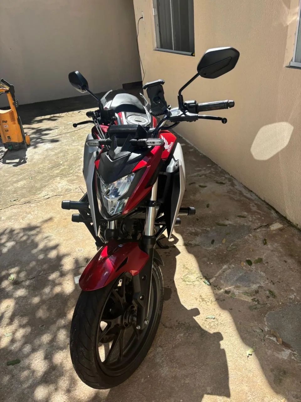 CB 300F - Foto 2