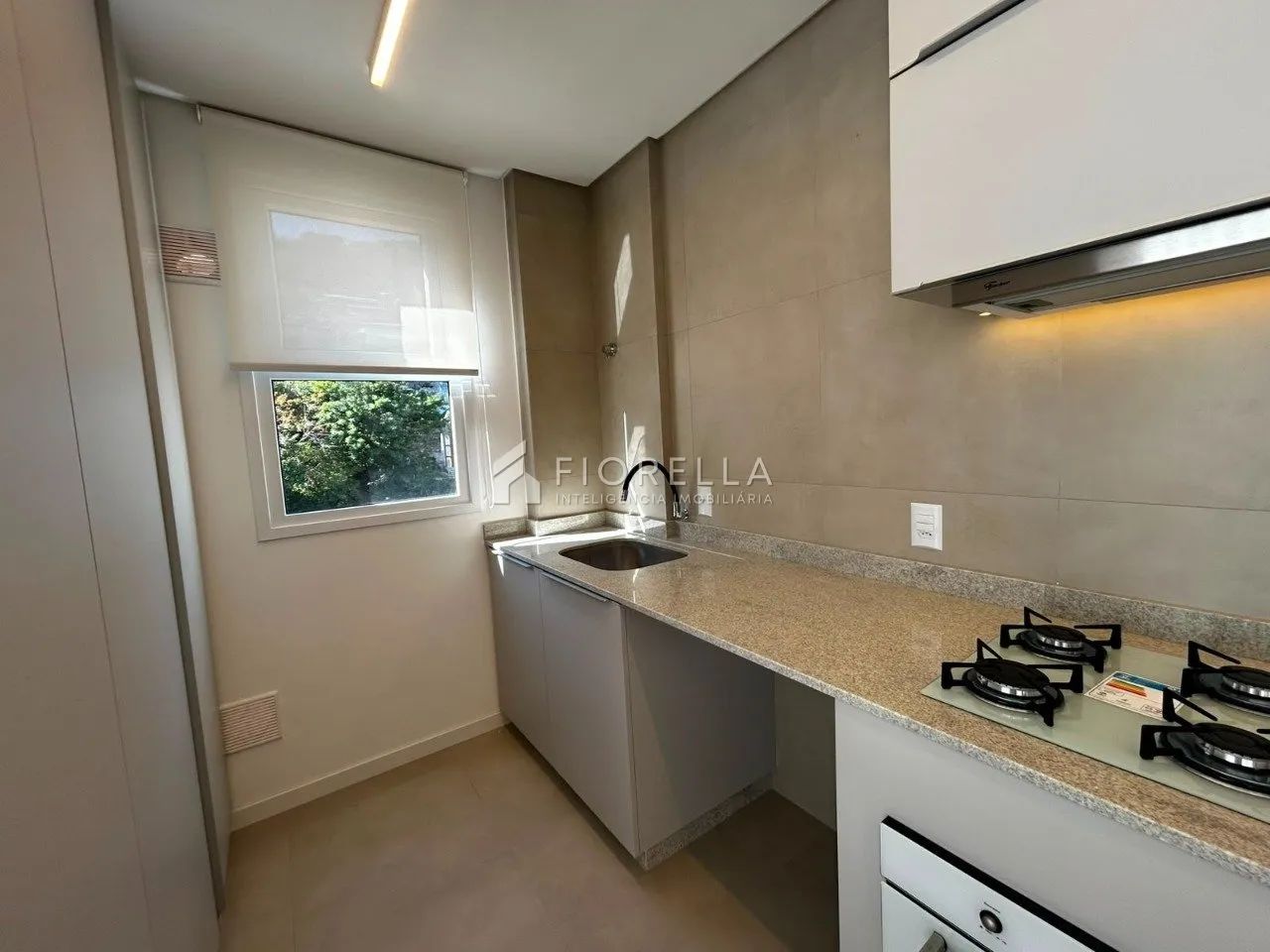 Studio com 49m² privativos em excelente localização - Centro de Florianópolis - Foto 4