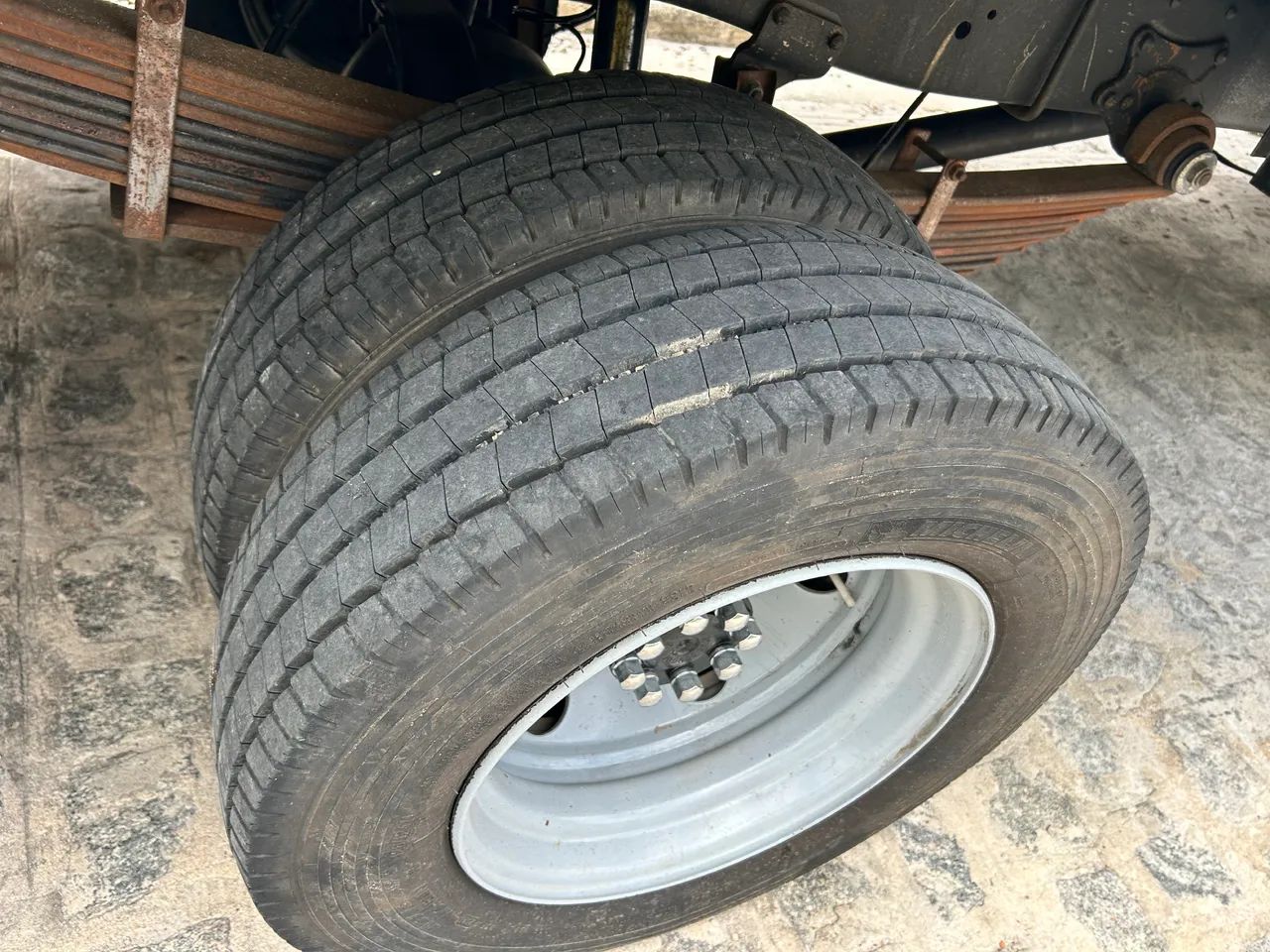 Mb 710 baú  - Foto 4