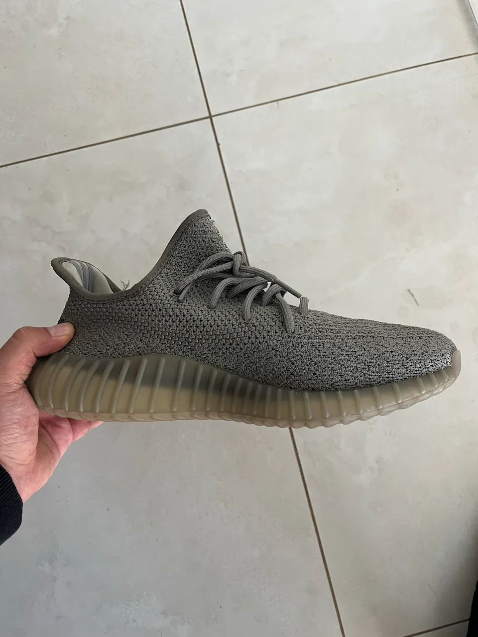 Tênis Yeezy boost 350 v2 - Foto 2