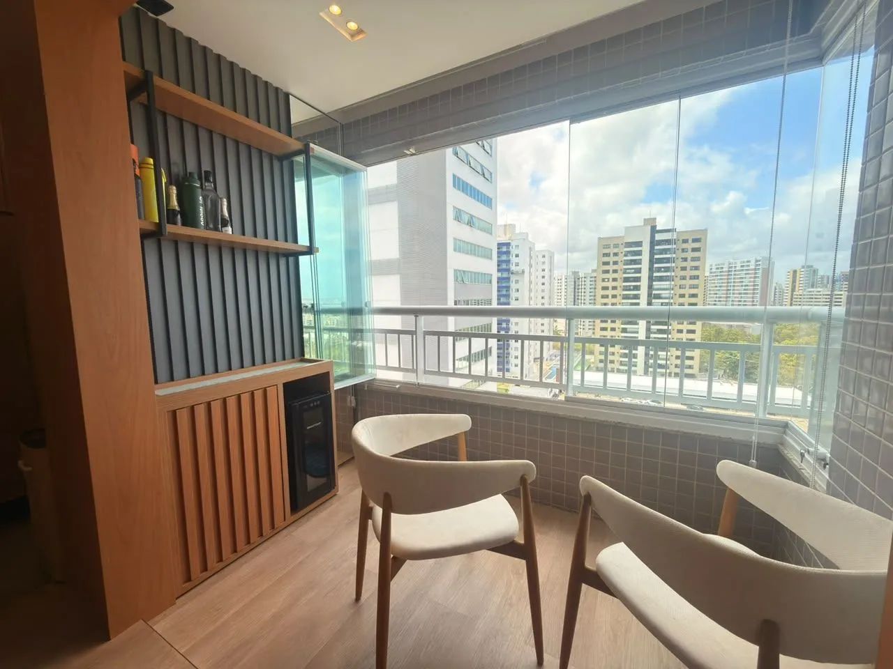 Vendo Apartamento no Edifício Arpoador