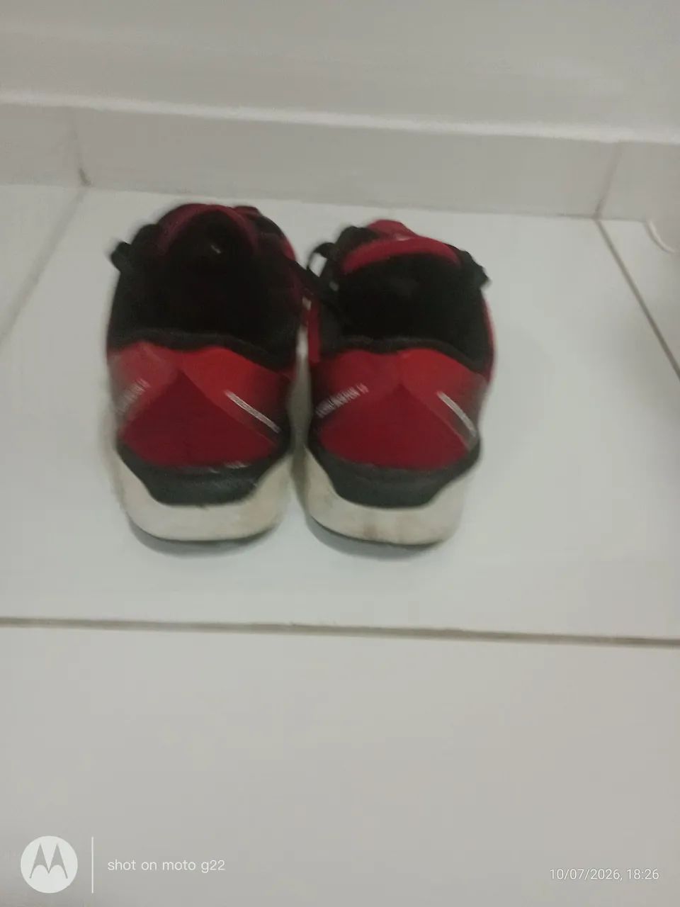 Tênis Adidas 41 - Foto 4