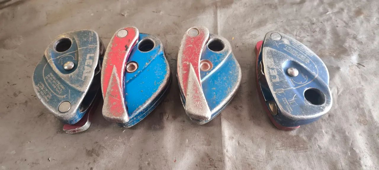 descensores autoblocantes Leal Lory,