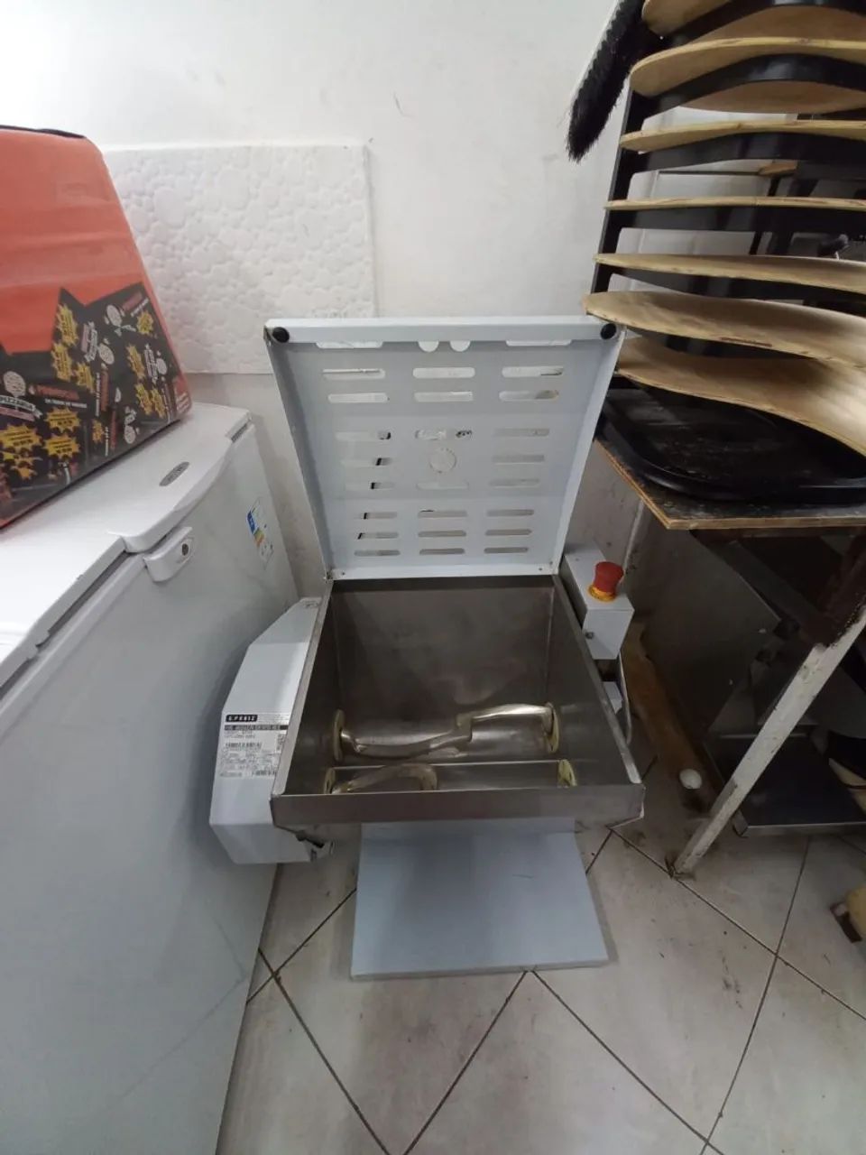 Vendo maquinários de pizzaria! - Foto 4