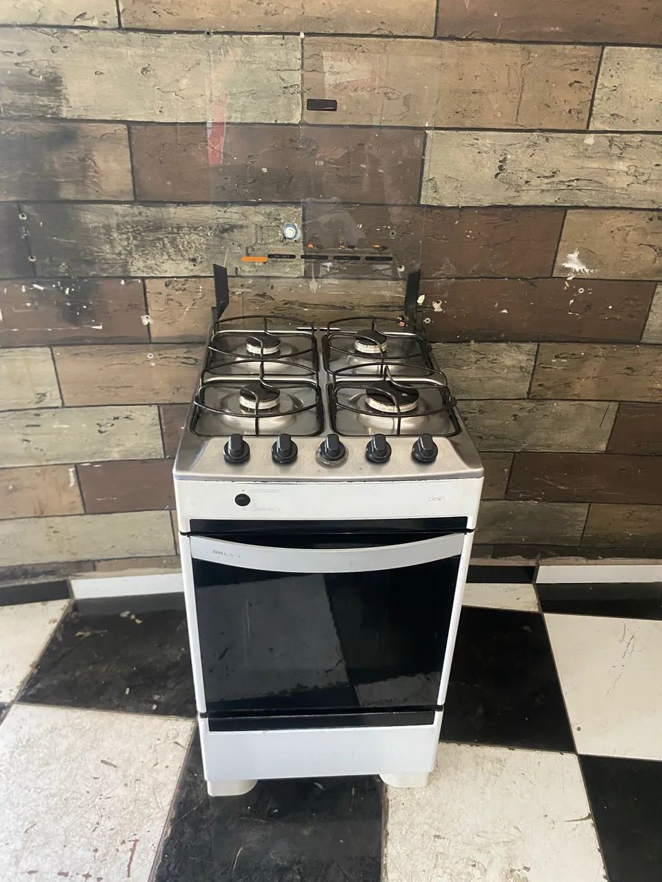 Fogão 4 bocas automático Brastemp 