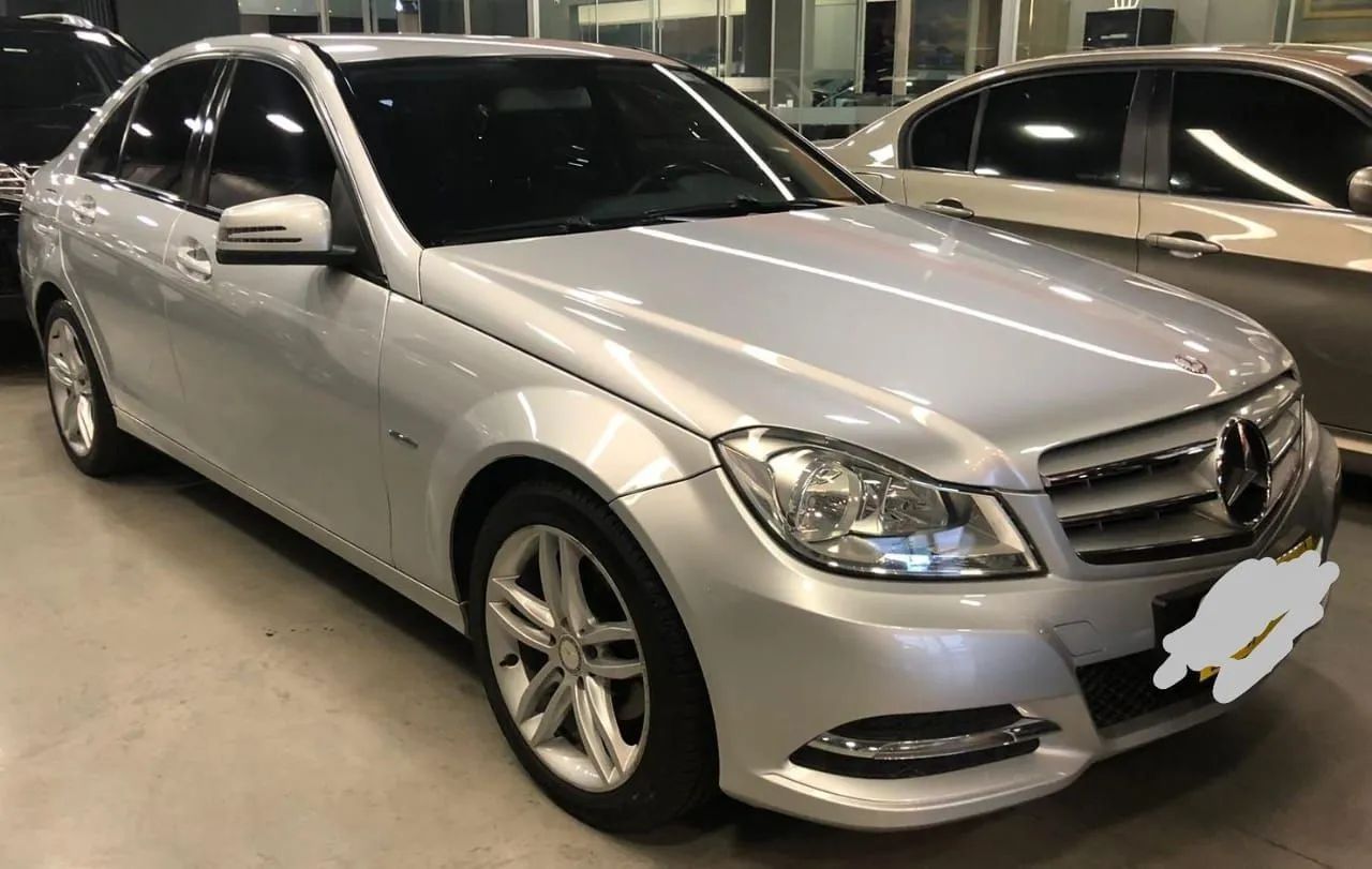 Mercedes-Benz C-180 CGI Classic 1.8 16V 156cv Aut. 2012