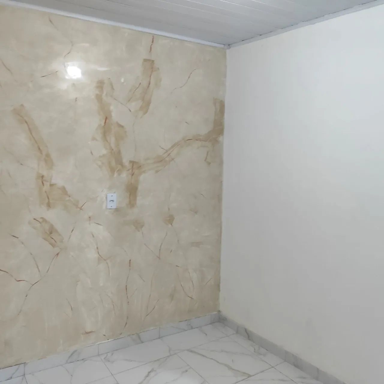 Aluga-se quarto e sala lavanderia  - Foto 2