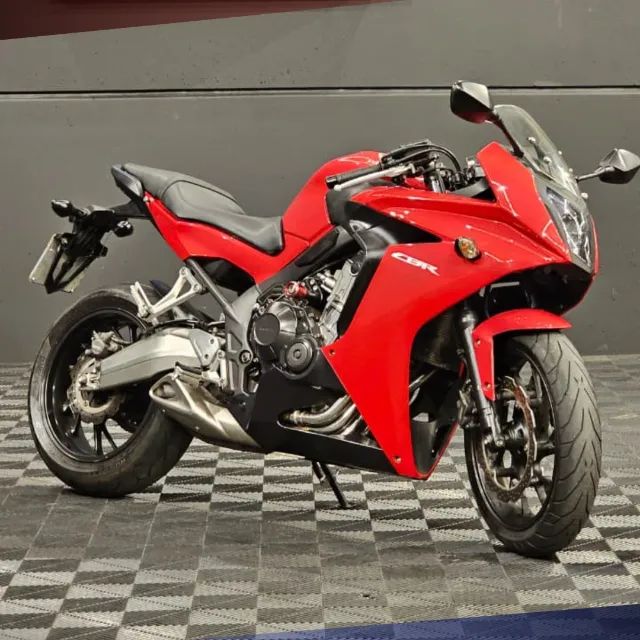 Honda CBR 650F 2015 Vermelha