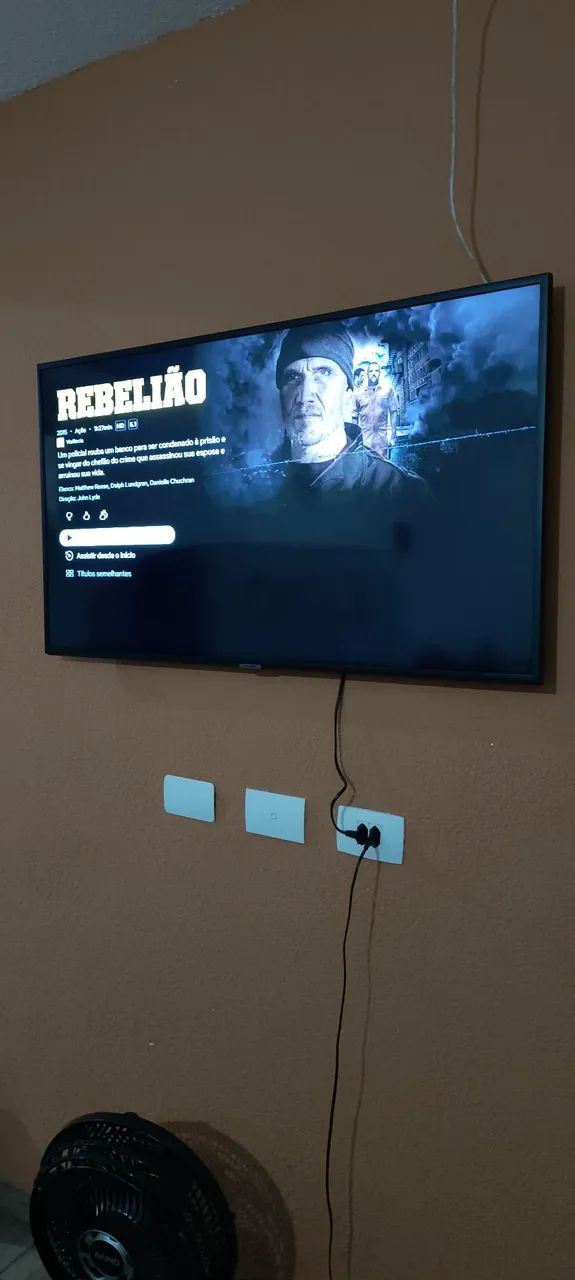 Smart TV Samsung 43 polegadas  - Foto 3